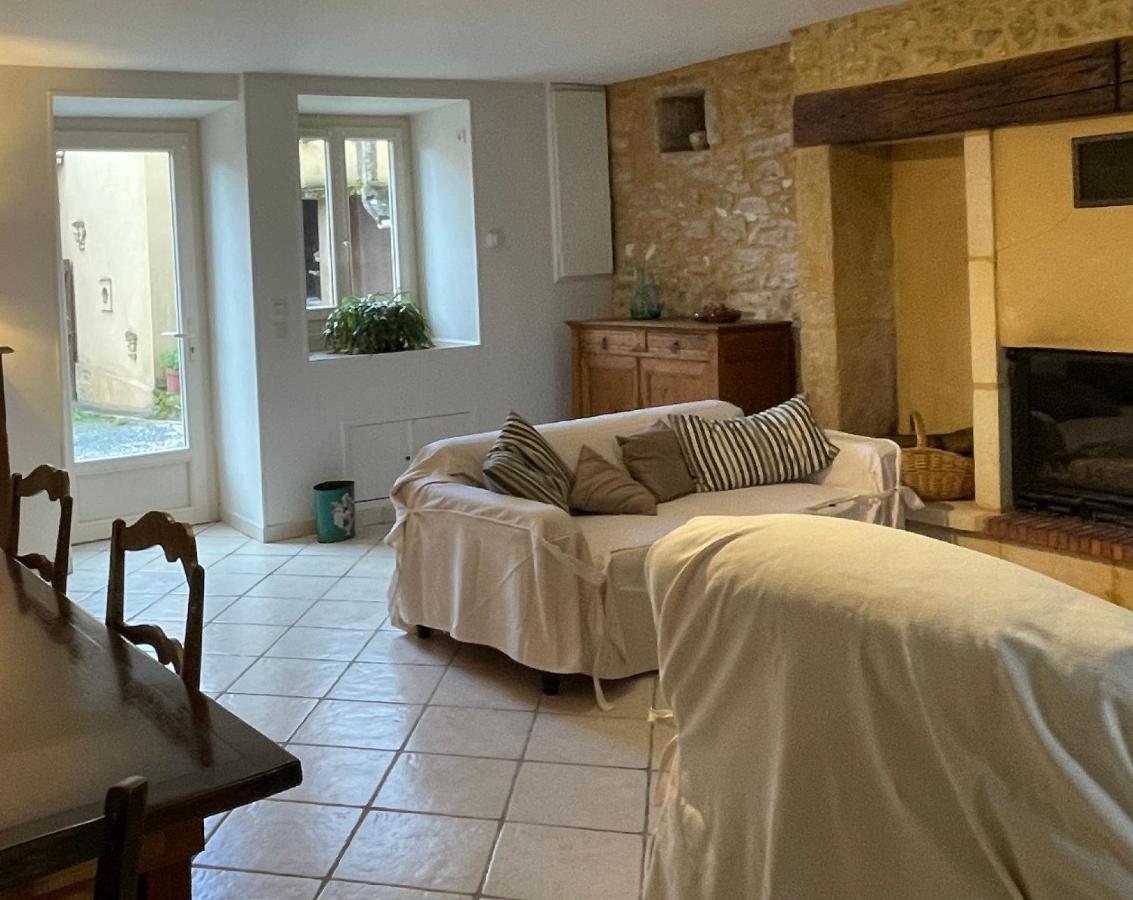Holidayhome For 6 Persons At Ferme La Geneste Coux-et-Bigaroque-Mouzens Екстериор снимка